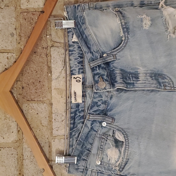 Women's Distressed / Ripped Bluejeans. Boyfriend fit. Size 3 from Garage. - Picture 3 of 4